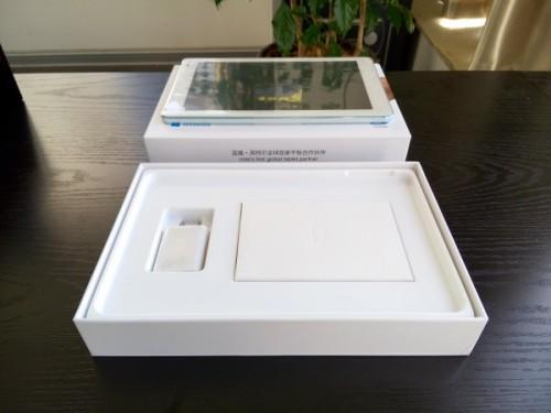 [图+视频]8.9寸Intel芯:Win8.1平板电脑 蓝魔i9s开箱